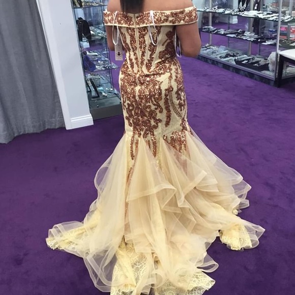 Prom Dress - Picture 2 of 2